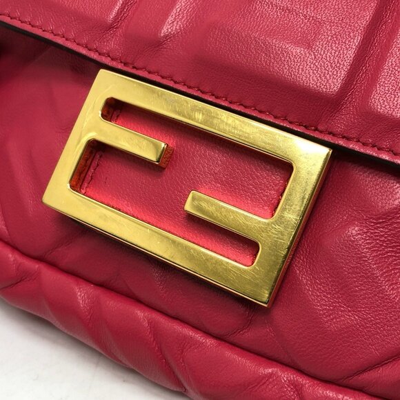 FENDI Pink Shoulder Bag - Picture 10 of 16